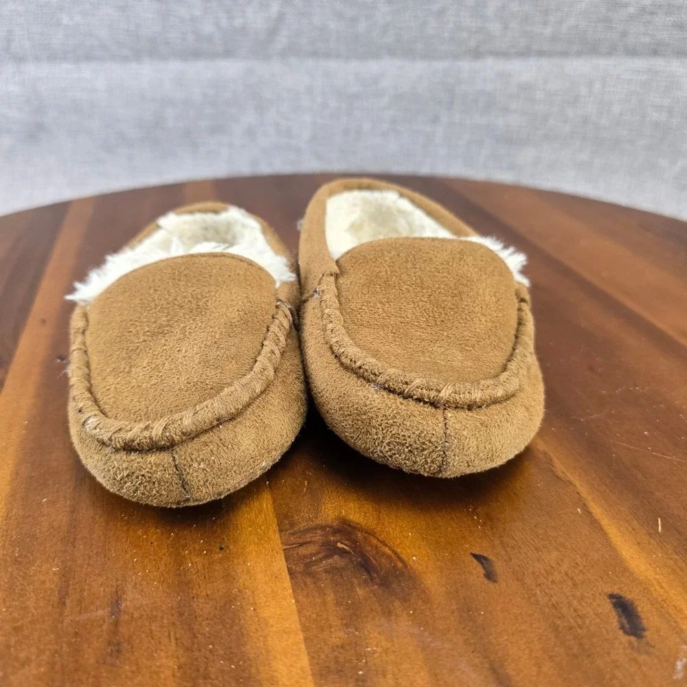 The Children's Place Brown Moccasin‎ Slippers Kids Size 6-7 Plush Lined